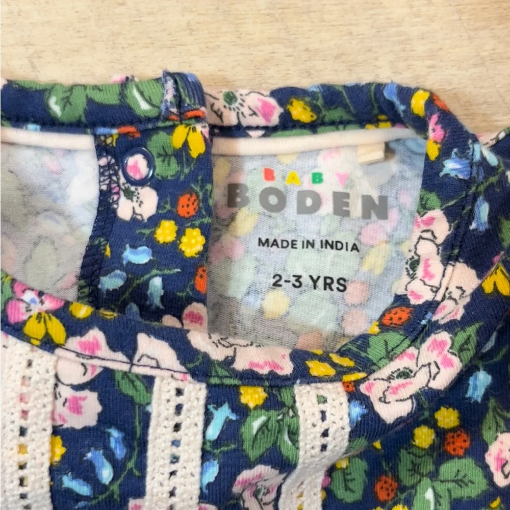Baby Boden Jersey Cord Ruffled Long Sleeve Top Size 2-3 Years